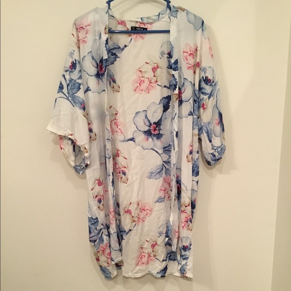 SHEIN Tops - SHEIN Kimono Cardigan